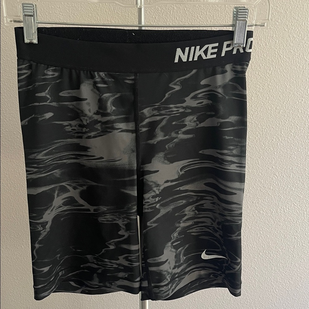 Nike Pro Black and Gray Patterned Shorts